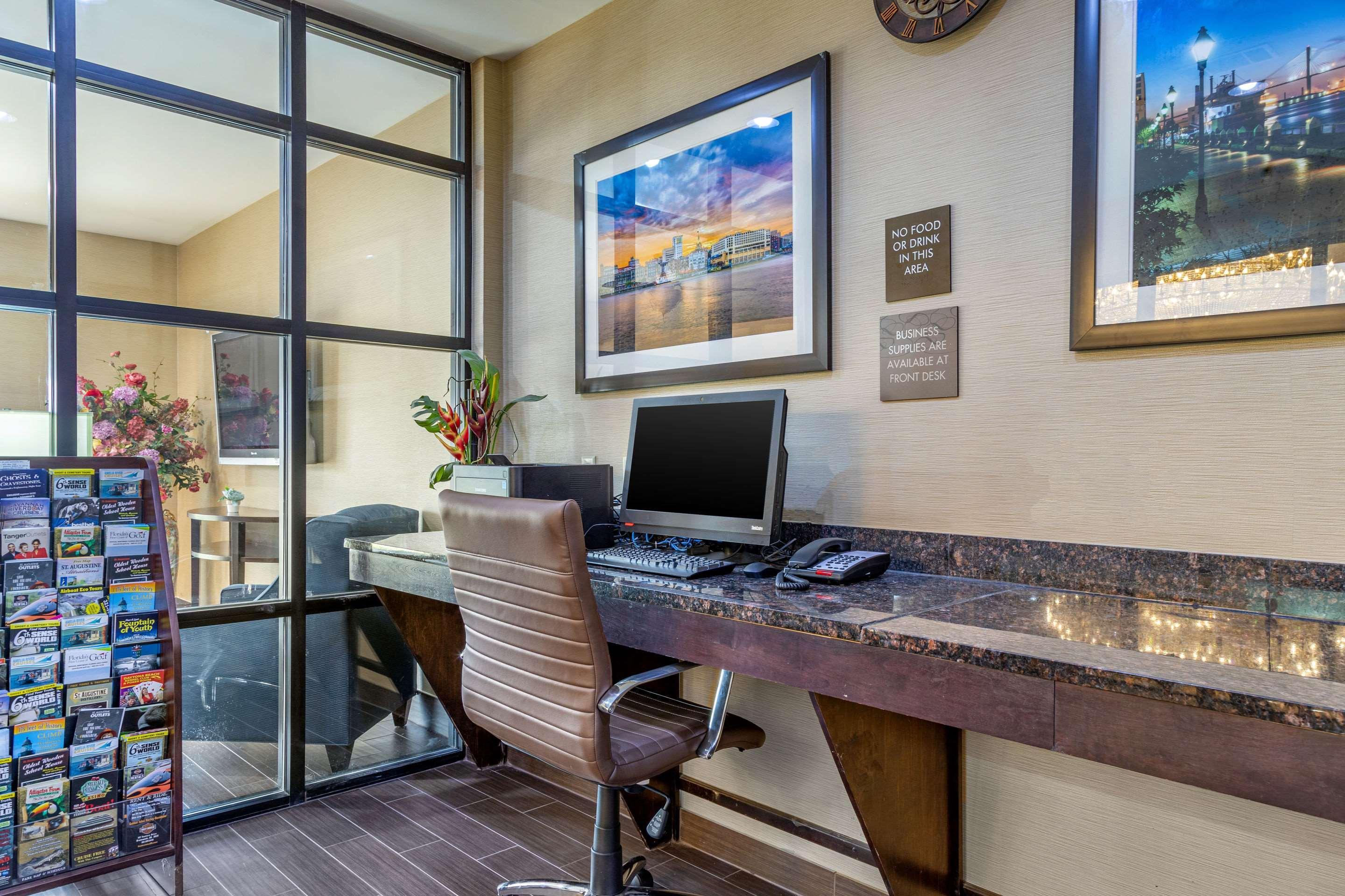 Comfort Suites Savannah Gateway I-95 Джорджтаун Екстер'єр фото