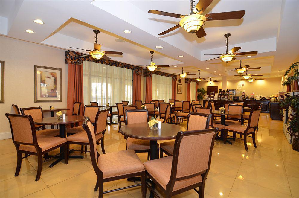 Comfort Suites Savannah Gateway I-95 Джорджтаун Екстер'єр фото